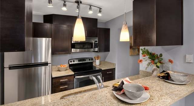 Photo of 3033 127th Pl SE Unit I-12, Bellevue, WA 98005