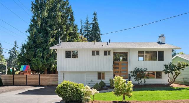 Photo of 8253 NE 145th St, Kirkland, WA 98034