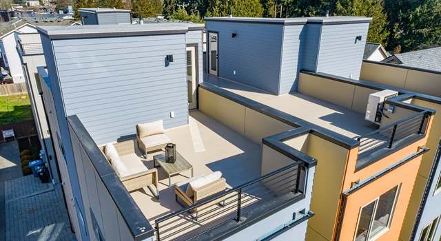 Photo of 2728 C NE 115th St, Seattle, WA 98125