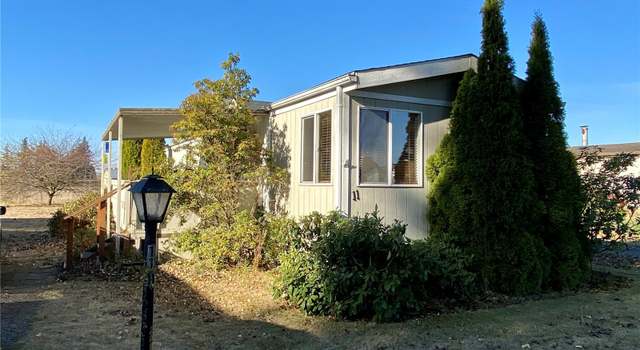 Photo of 380 E Pole Rd #11, Lynden, WA 98264