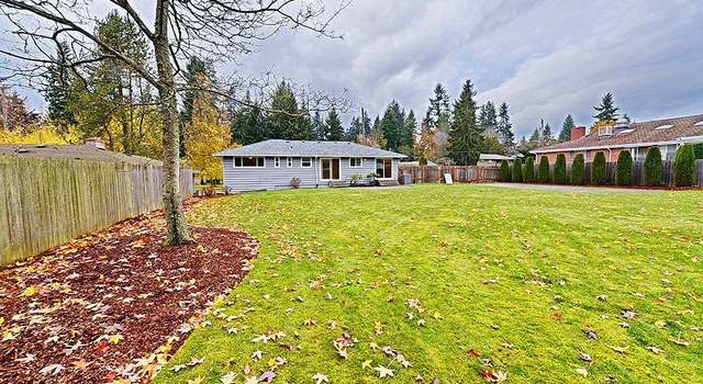 Photo of 18584 Burke Ave N, Shoreline, WA 98133
