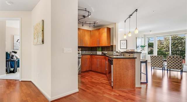 Photo of 124 Bellevue Ave E #502, Seattle, WA 98112