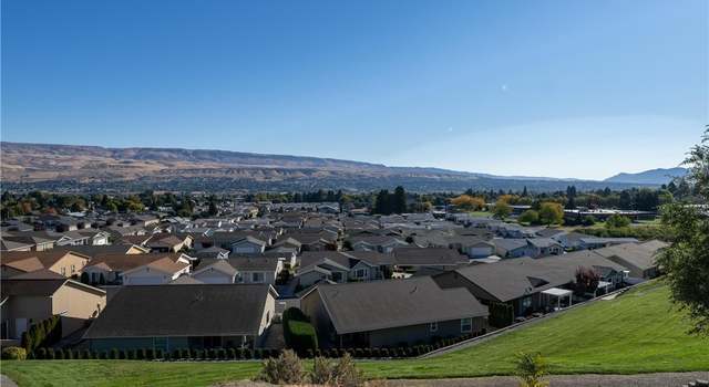 Photo of 1218 Hill St, Wenatchee, WA 98801