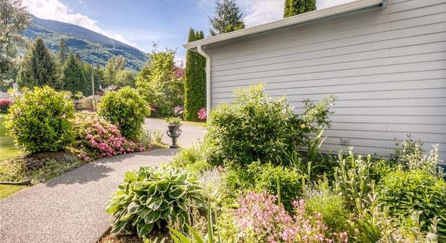 Photo of 1160 SW Hemlock Ct, North Bend, WA 98045