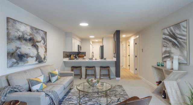 Photo of 11215 NE 128th St Unit L-203, Kirkland, WA 98034