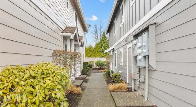 Photo of 5922 SE Illinois Ln SE Unit A, Lacey, WA 98513