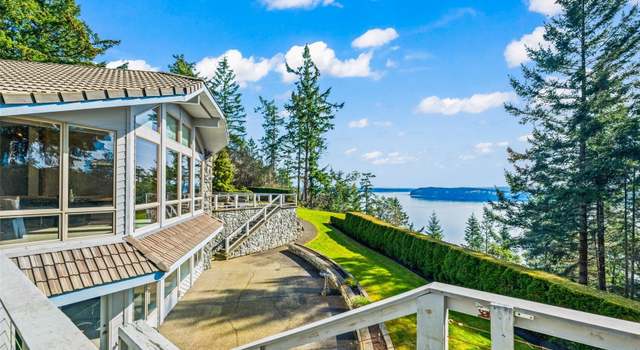 Photo of 555 Issaquah Rd, Fox Island, WA 98333