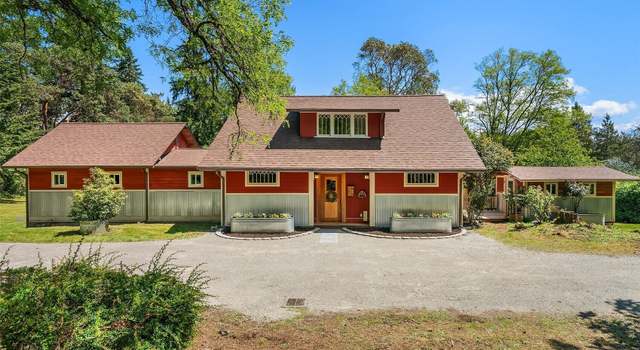 Photo of 19416 Beall Rd SW, Vashon, WA 98070