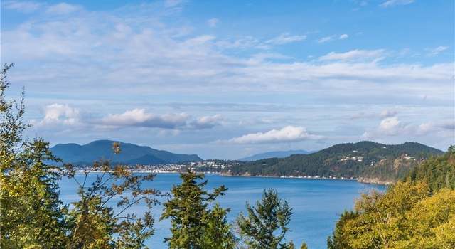 Photo of 3859 Biz Point Rd, Anacortes, WA 98221