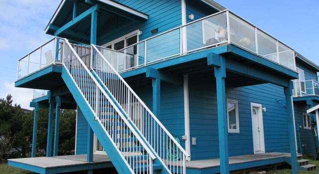 Photo of 940 S Sand Dune Ave, Ocean Shores, WA 98569