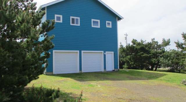 Photo of 940 S Sand Dune Ave, Ocean Shores, WA 98569