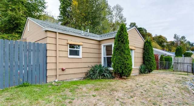 Photo of 7702 SW Delridge Way, Seattle, WA 98106