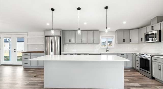 Photo of 734 Lakeside Way SW, Mattawa, WA 99349