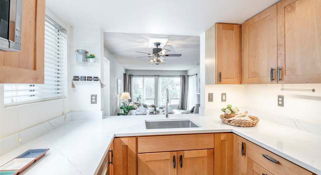Photo of 15195 Sunwood Blvd Unit BB11, Tukwila, WA 98188