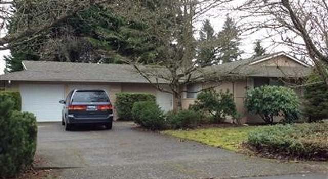 Photo of 1212 169 Pl NE, Bellevue, WA 98008