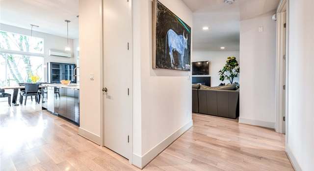 Photo of 309 24th Ave E, Seattle, WA 98112