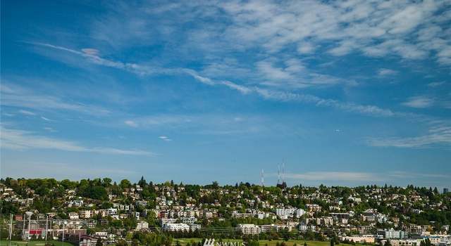 Photo of 2826 Patten Pl W, Seattle, WA 98199