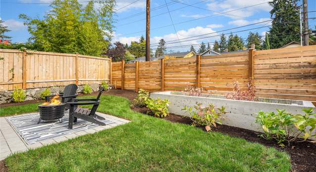 Photo of 8811 Wallingford Ave N, Seattle, WA 98103