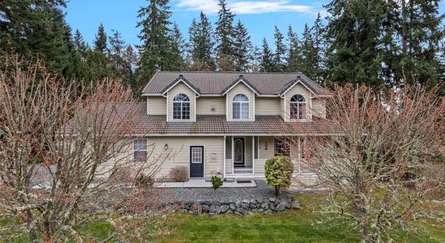 Photo of 724 Greenoch Loop, Oak Harbor, WA 98277