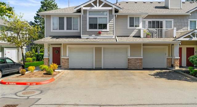 Photo of 23751 SE Summerhill Ln Unit 1-1, Issaquah, WA 98029
