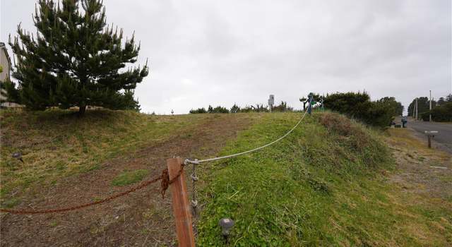 Photo of 30501 J Pl, Ocean Park, WA 98640