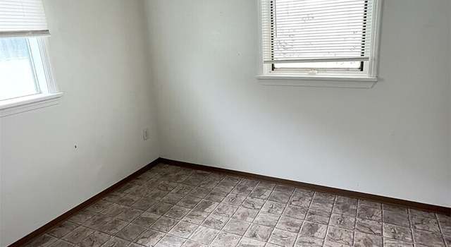 Photo of 313 N E St, Aberdeen, WA 98520