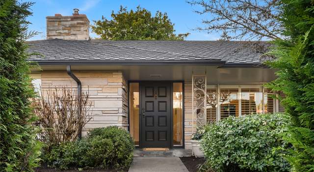 Photo of 1927 Blenheim Dr E, Seattle, WA 98112