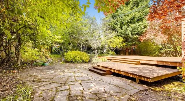 Photo of 13727 1st Ave NE, Seattle, WA 98125