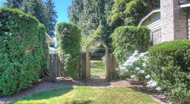 Photo of 10509 NE 120th Pl, Kirkland, WA 98034