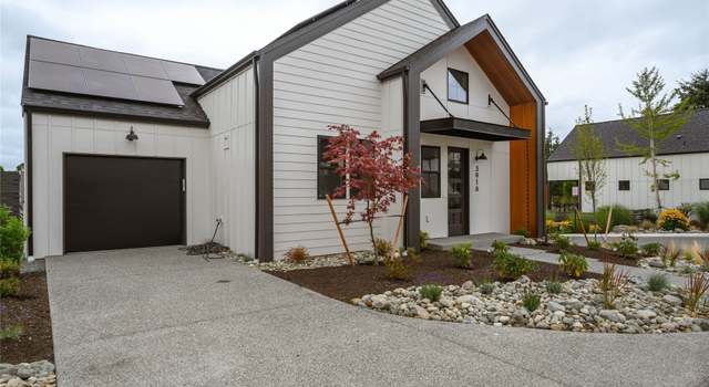 Photo of 3912 Crosswinds Ct, Anacortes, WA 98221