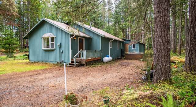 Photo of 61 N Brook Ln, Hoodsport, WA 98548