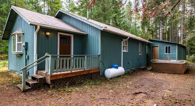 Photo of 61 N Brook Ln, Hoodsport, WA 98548