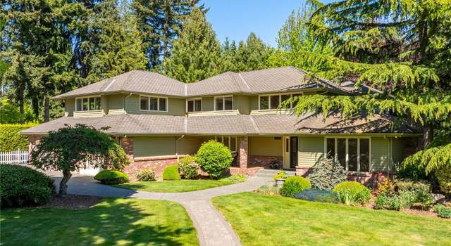 Photo of 11019 Berry Ln, Woodway, WA 98020