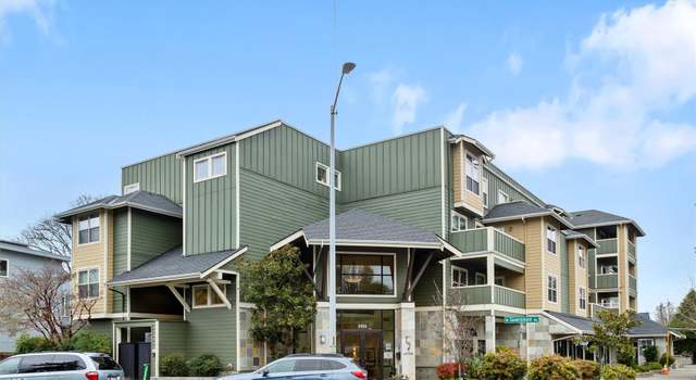 Photo of 3150 W Government Way #302, Seattle, WA 98199
