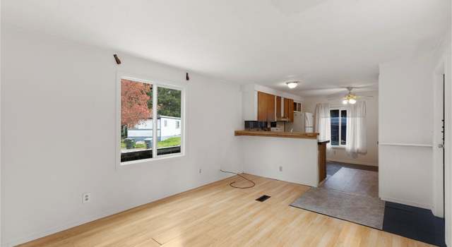 Photo of 6204 154th St NW #7, Gig Harbor, WA 98332