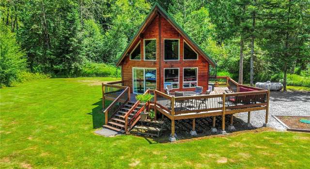 Photo of 18315 Pioneer Way E, Orting, WA 98360