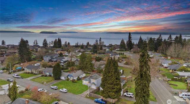 Photo of 311 Crown Dr, Everett, WA 98203