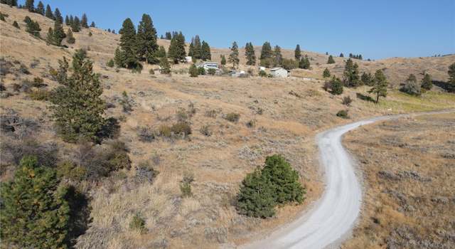 Photo of 19 Meadowlark Rd, Oroville, WA 98844