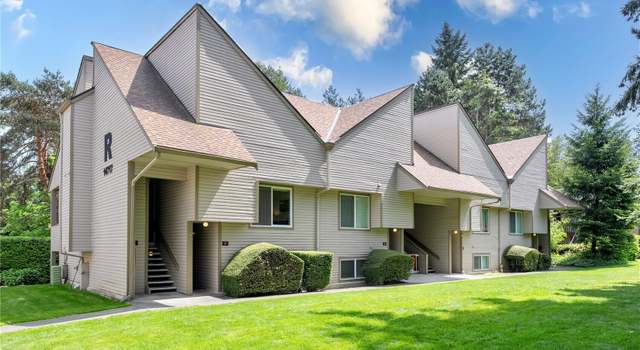 Photo of 14717 NE 44th Pl Unit R8, Bellevue, WA 98007