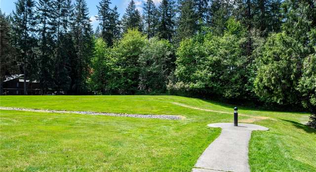 Photo of 14717 NE 44th Pl Unit R8, Bellevue, WA 98007
