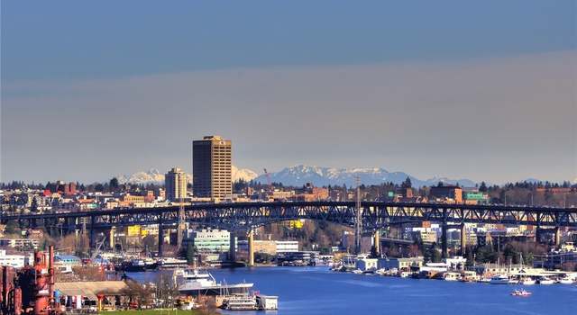Photo of 2040 Waverly Pl N #202, Seattle, WA 98109