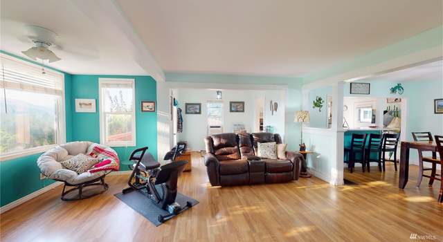 Photo of 48 Eastlake Rd, Oroville, WA 98844