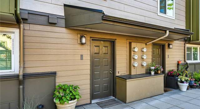 Photo of 15821 NE Leary Way Unit C126, Redmond, WA 98052
