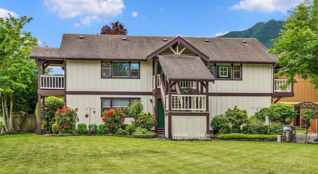 Photo of 418 Stow Ave S, North Bend, WA 98045