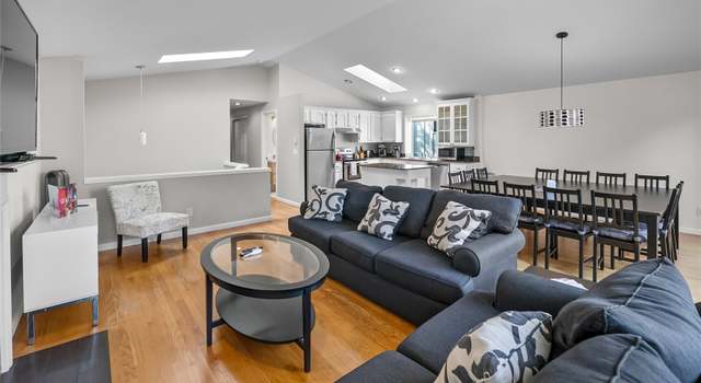 Photo of 1612 26th Ave, Seattle, WA 98122