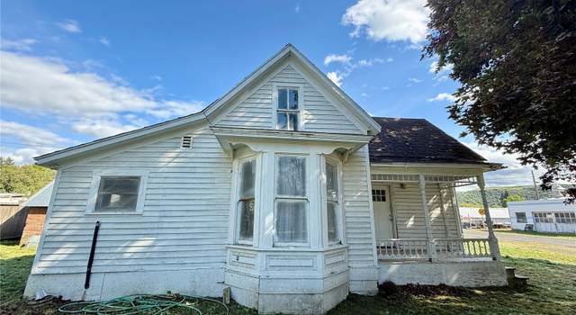 Photo of 212 N 4th St, Dayton, WA 99328