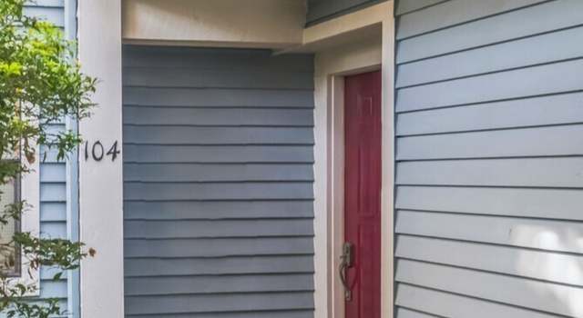Photo of 651 SE Bayshore Dr Unit B104, Oak Harbor, WA 98277