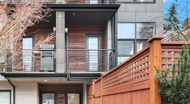 Photo of 219 12th Ave E Unit B, Seattle, WA 98102