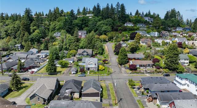 Photo of 213 Garfield St, Hoquiam, WA 98550