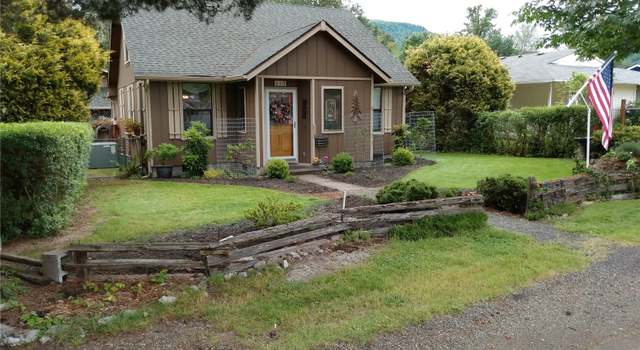 Photo of 512 Morse St, Ryderwood, WA 98581